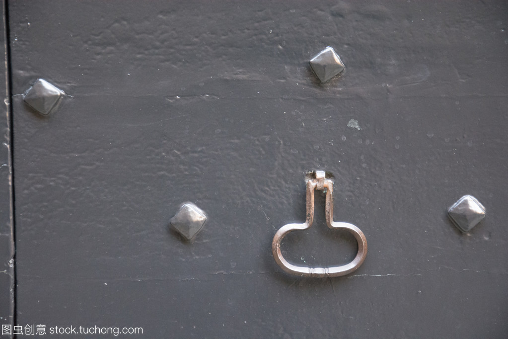 古門把手 時光雕琢的金屬藝術(shù)